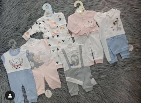 پوشاک نوزاد